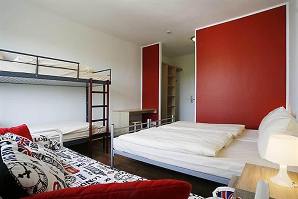 Happy Bed Albergue *